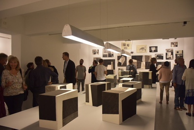 Eröffnung der Ausstellung "Arthur Salner: Raumbilderwelten" am 29. September 2016, Foto © aut