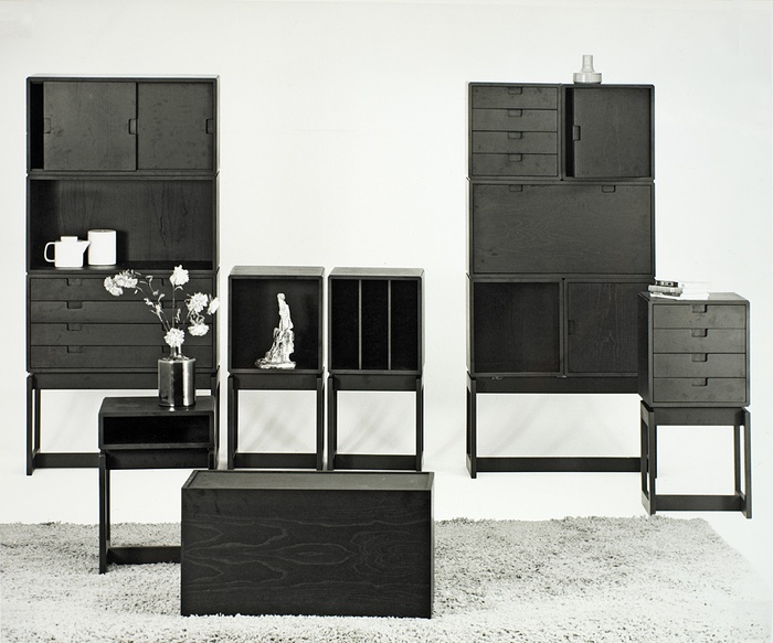 Das aus über zwanzig unterschiedlich kombinierbaren ­Elementen bestehende Anbaumöbelprogramm, Kombinationsvarianten, ab 1967/68