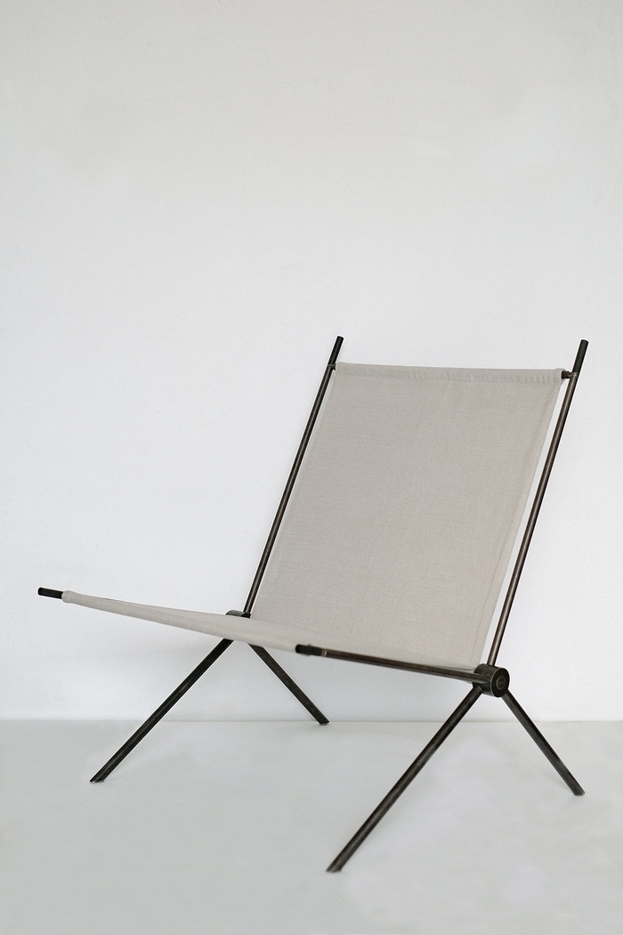 Francesca Torzo, Klappsessel „Paolo“,  Maniera 22