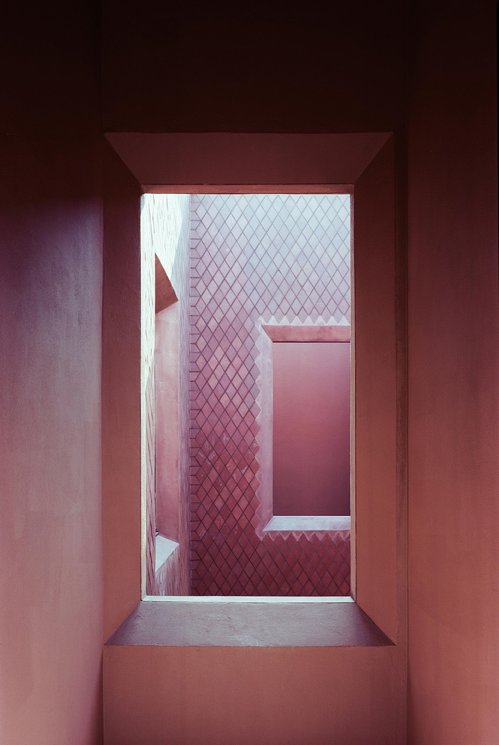 Francesca Torzo, Z33 – Zentrum für Zeitgenössische Kunst, Hasselt