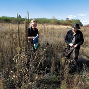 Lois und Franziska Weinberger, Feldarbeit Waldviertel, 2006