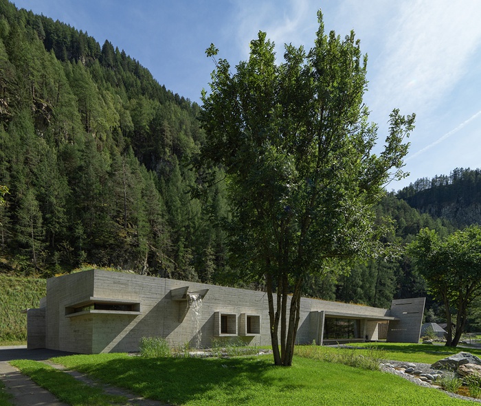 Anerkennung des Landes Tirol für Neues Bauen 2020: Naturparkhaus, Längenfeld, 2017 – 2019 (Architektur: Hanno Schlögl)