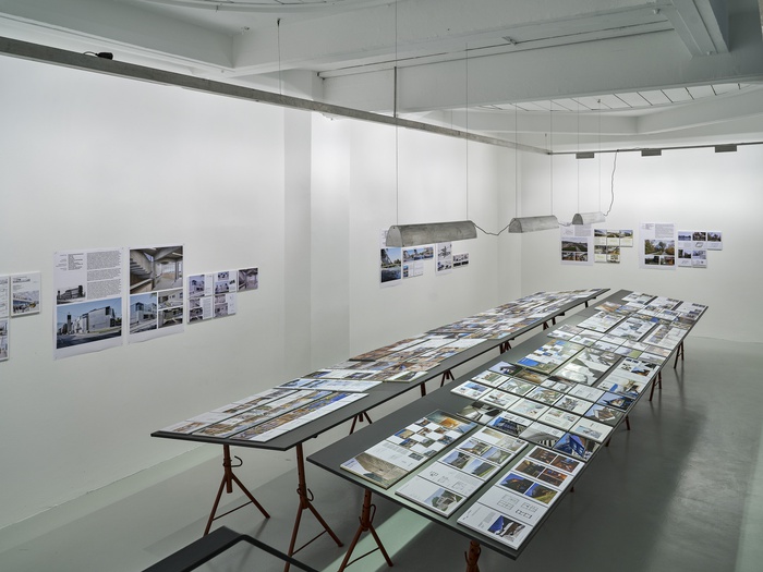 Blick in die Ausstellung "Neues Bauen in Tirol 2020"