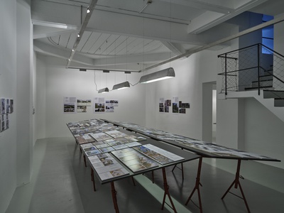 Blick in die Ausstellung "Neues Bauen in Tirol 2020"