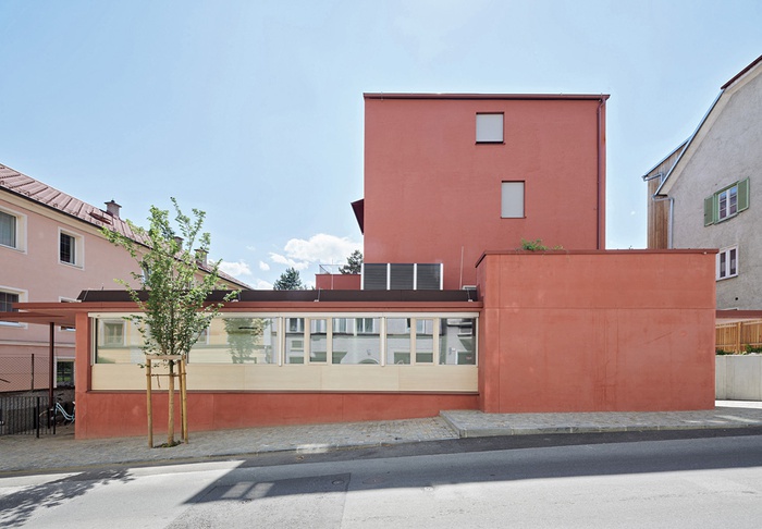 Auszeichnung des Landes Tirol für Neues Bauen 2024: Wohnbau Höttinger Gasse, Innsbruck, 2019 – 2022 (Architektur: Rainer Köberl mit Julian Gatterer)