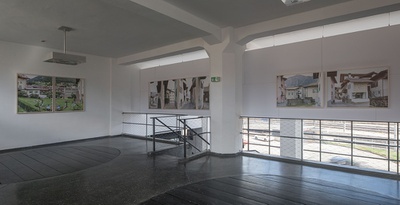 Blick in die Ausstellung "Walter Niedermayr: Koexistenzen" im aut