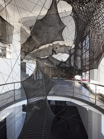 Blick in die Ausstellung "Numen/For Use: Out of Balance" im aut