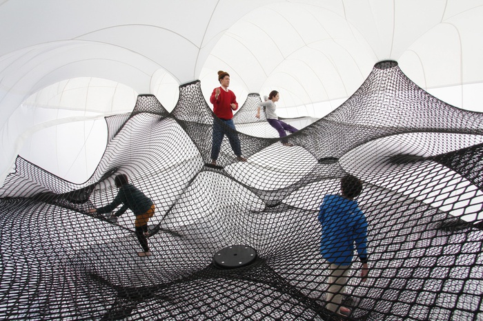 Net Blow-up, Yokohama, 
2013