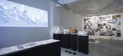 Blick in die Ausstellung "Potenziale 2" im aut