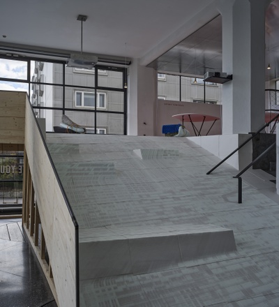 Blick in die Ausstellung "Potenziale 3" mit "Common Ground" des Intervention Labs