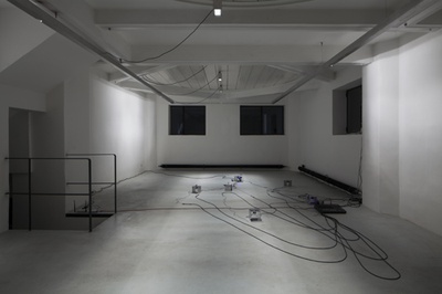 Blick in die Ausstellung "Rens Veltman: Infra und Ultra oder Colonise the Dark"