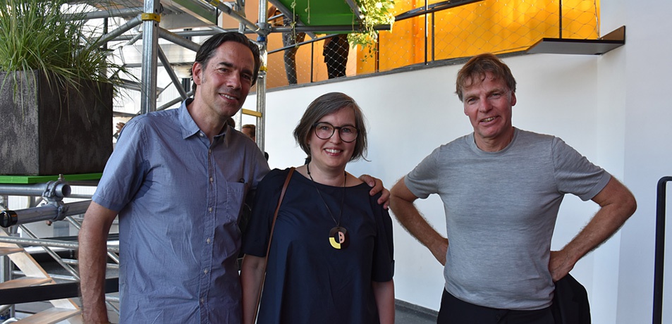 Ausstellungseröffnung mit Jacob van Rijs, Nathalie de Vries und Winy Maas, den drei GründungspartnerInnen von MVRDV – © aut Ausstellungseröffnung mit Jacob van Rijs, Nathalie de Vries und Winy Maas, den drei GründungspartnerInnen von MVRDV