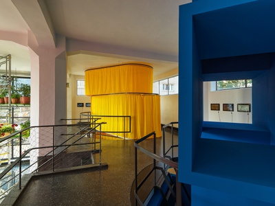 Blick in die Ausstellung im aut