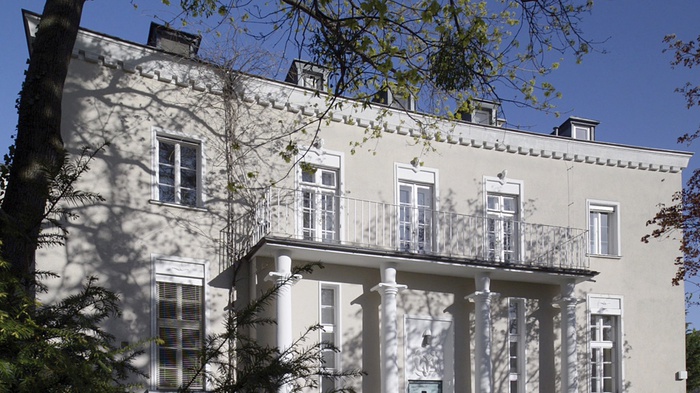 Lois Welzenbacher, Haus Arnold, Wien, 1923-24