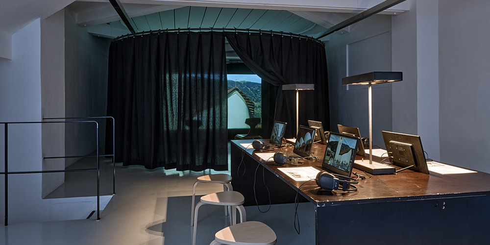 Blick in die Ausstellung "Über Othmar Barth"