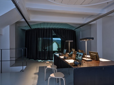 Blick in die Ausstellung "Über Othmar Barth" – © Günter Richard Wett Blick in die Ausstellung "Über Othmar Barth"