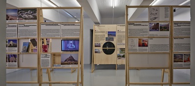 Blick in die Ausstellung – © Günter Richard Wett