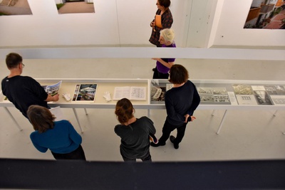 Pressegespräch zur Ausstellung "Geometrien des Lebens. Materialien zu Viktor Hufnagl"