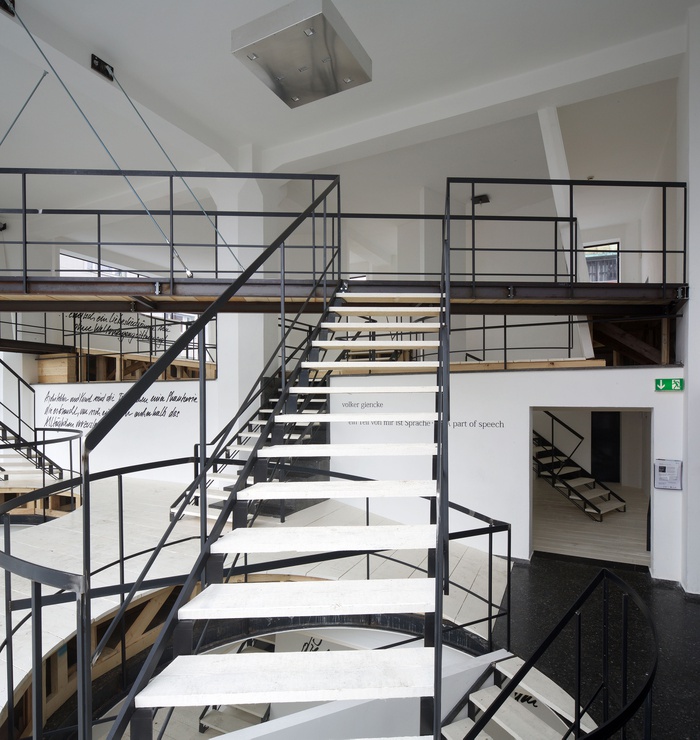 Blick in die Ausstellung im aut, Bildnachweis: © Günter R. Wett