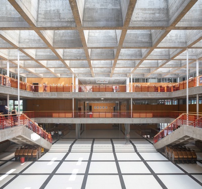 Viktor Hufnagl und Fritz Gerhard Mayr, Modellschule Wörgl, 1969 – 73