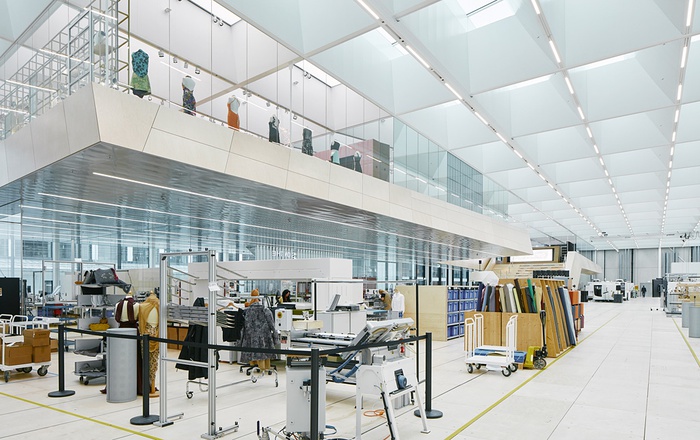 Auszeichnung des Landes Tirol für Neues Bauen 2020: Swarovski Manufaktur, Wattens, 2015 – 2018 (Architektur: Snøhetta Studio Innsbruck)