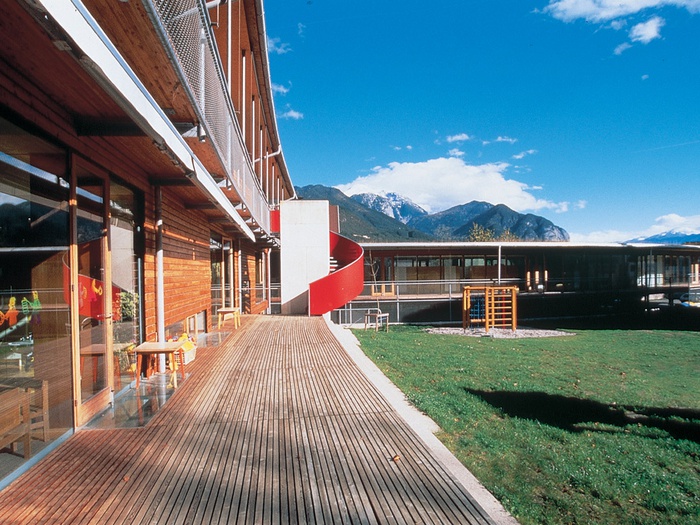 Auszeichnung des Landes Tirol für Neues Bauen 2000: Gemeindezentrum Inzing, 1996-98 (Architektur: Erich Gutmorgeth, Helmut Seelos)
