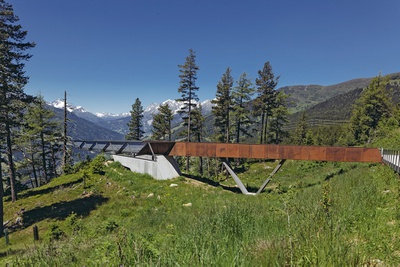 Lobende Erwähnung des Landes Tirol für Neues Bauen 2016: Natur- und Kulturpanorama Gacher Blick, Fließ, 2013 – 2016 (Architektur: columbosnext, giencke mattelig landschaftsarchitektur)