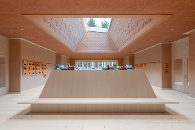 Bildungszentrum, Kössen, 2023 – 2025 (Architektur: Pedevilla Architects)