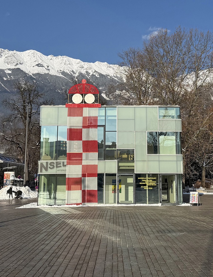 Pavillon vor dem Tiroler Landestheater, Innsbruck