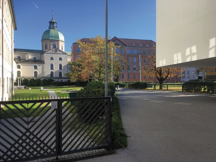 Blick in die Räume zwischen Angerzellgasse, Theologie und AGI, Innsbruck