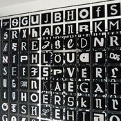 Installation "Alphabet Innsbruck" im aut, © aut