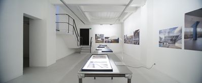Blick in die Ausstellung "Vilanova Artigas • Lina Bo Bardi • Paulo Mendes da Rocha"