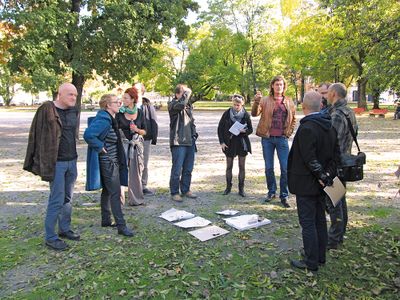Herbst 2013: ArchitektInnenkollektiv bei der Bauplatzbegehung