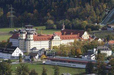 Stift Stams