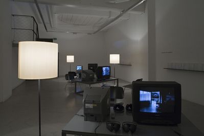Filme über Architektur, Stadt und Design – Blick in die Ausstellung   Foto: © Nikolaus Schletterer