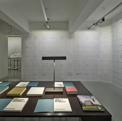 Blick in die Ausstellung "Rebuild: Figures of Space" im aut