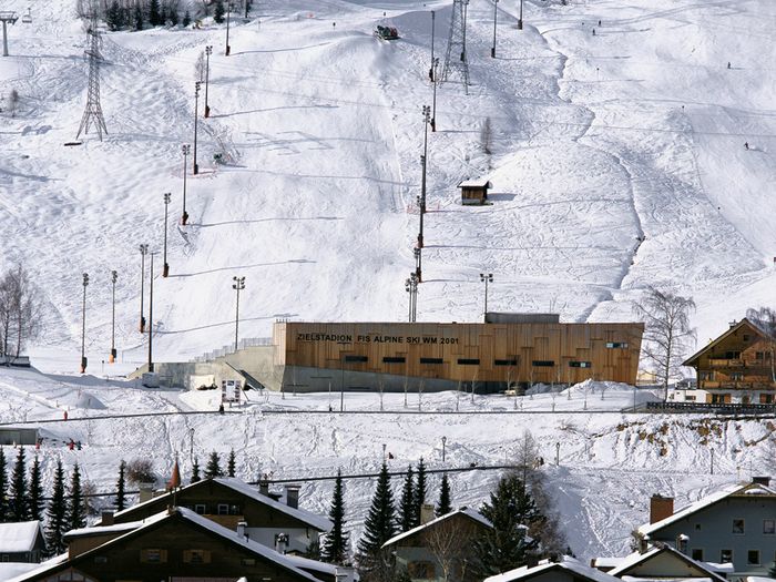 Auszeichnung des Landes Tirol für Neues Bauen 2000: Zielstadion Alpine Ski-WM 2001, St. Anton am Arlberg, 1999-2000 (Architektur: Gerhard Manzl, Johann Ritsch, Manfred Sandner)