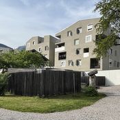 Blick vom Mathoigarten aus auf das Quartier am Raiffeisenplatz, Schwaz