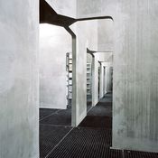 Archivebene – ehemalige Malzsilos, Zustand nach der Transformation, 2005; Foto: Lukas Schaller