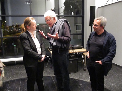 Ausstellungseröffnung und Feier "20 Jahre aut" – Kurzvorträge von Herwig van Staa (Landtagspräsident) und Arno Ritter (Leiter aut. architektur und tirol) und ein rauschendes Fest bis spät in die Nacht