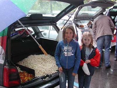 Marktplatz Architektur mit Autobar