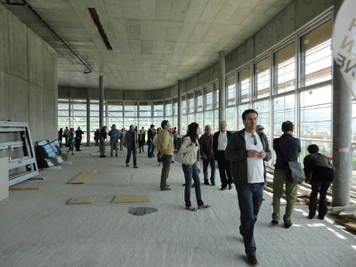 Baustellenführung "HochHausen im Headline"