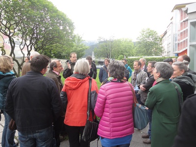 "100 Jahre Wohnen in Innsbruck" Führung mit Luis Ilmer (Architekt), Gerhard Fritz (Innsbrucker Stadtrat), Norbert Buchauer (Architekt) und Raimund Gutmann (wohnbund:consult)