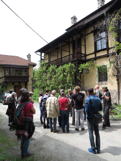 "Vom Buch zum Bierfass" - Ein Spaziergang zu ausgewählten Betrieben in Wilten Süd
