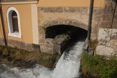 Mühlrad: Industriedenkmal und Energielieferant