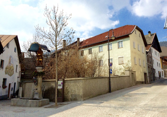 Imst, Blick auf die historische Unterstadt