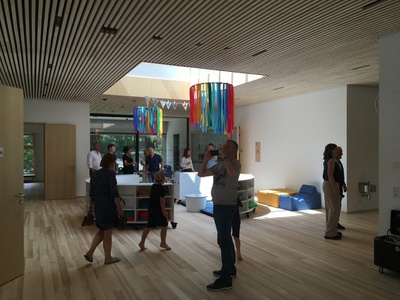 "Bildungszentrum Gerlos" – Führung mit den Architekt*innen Mario Dallaserra, Claudia Gast und Benedikt Hörmann (Unisono) durch das 2021 fertiggestellte Bildungszentrum Gerlos – in Kooperation mit Dorferneuerung Tirol