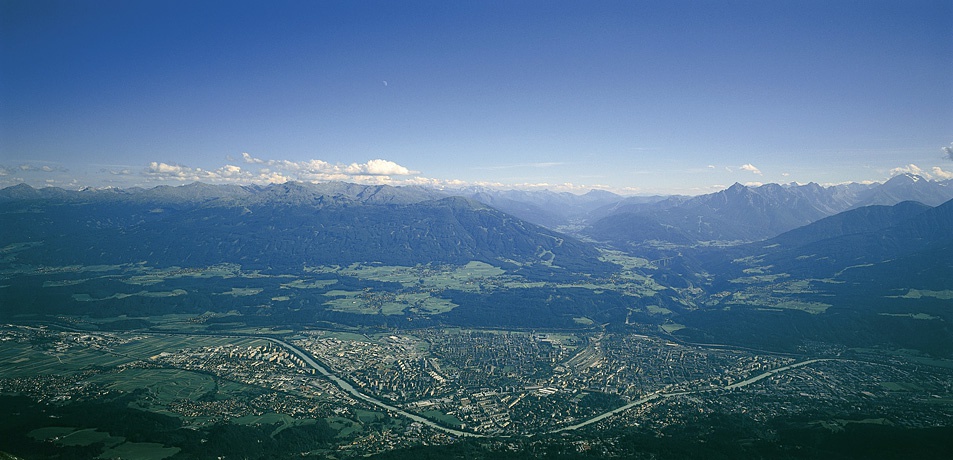 Innsbruck von oben – © Nikolaus Schletterer Innsbruck von oben
