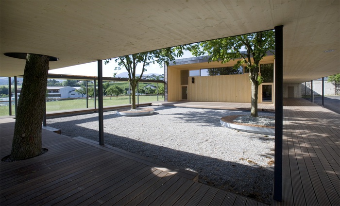 Musikprobelokal und Schützenheim Natters mit Veranstaltungsplatz