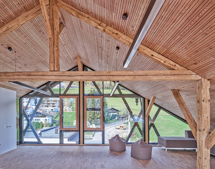 Volksschule und Kindergarten, Oberperfuss